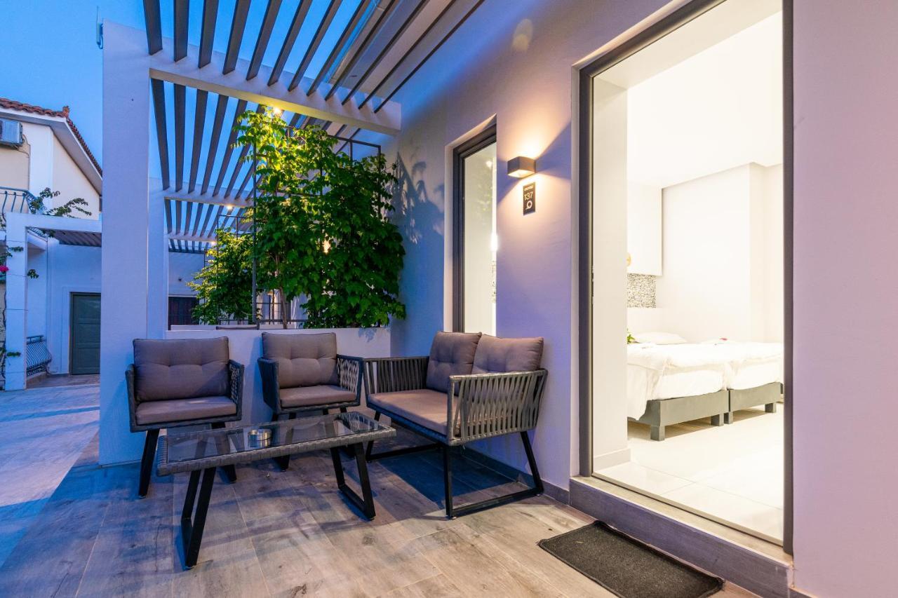 Sunny Garden Hotel 티실리비 외부 사진