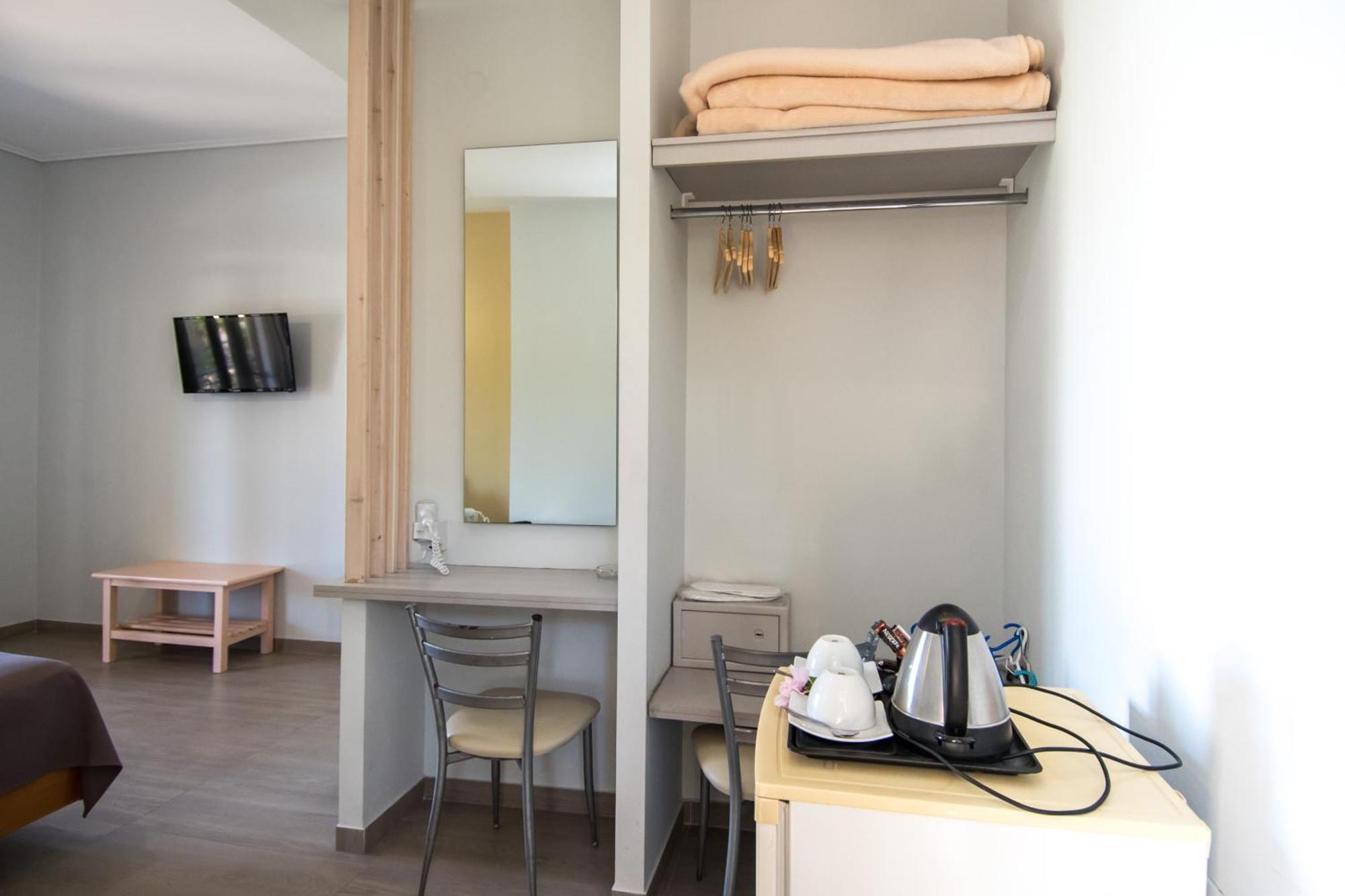 Sunny Garden Hotel 티실리비 외부 사진